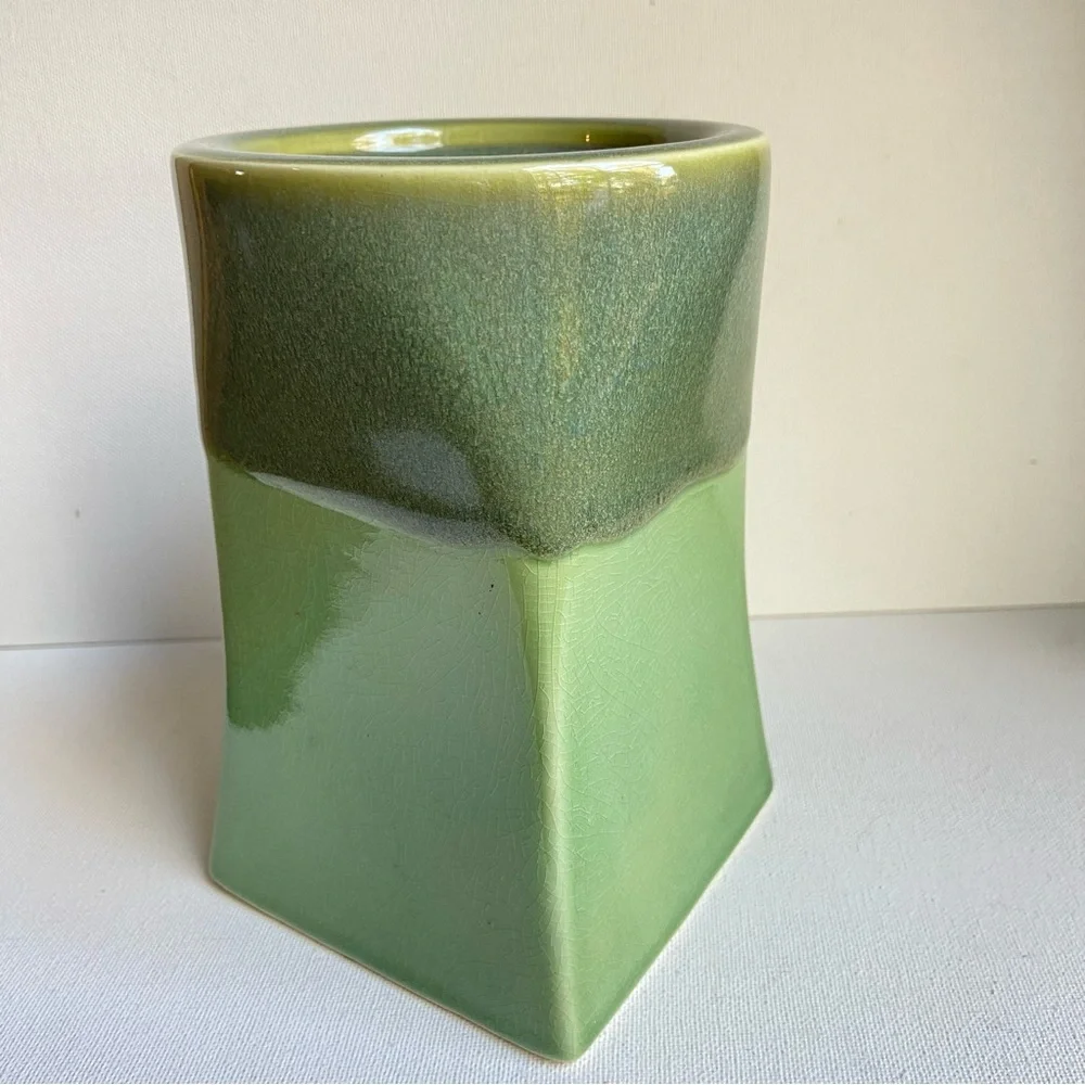 PartyLite Nature’s Garden pillar candle holder green glaze on ceramic P9183